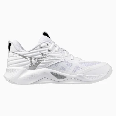 Tenis Mizuno Wave Momentum Pro para mujer usados por Juliana Toro en voleibol