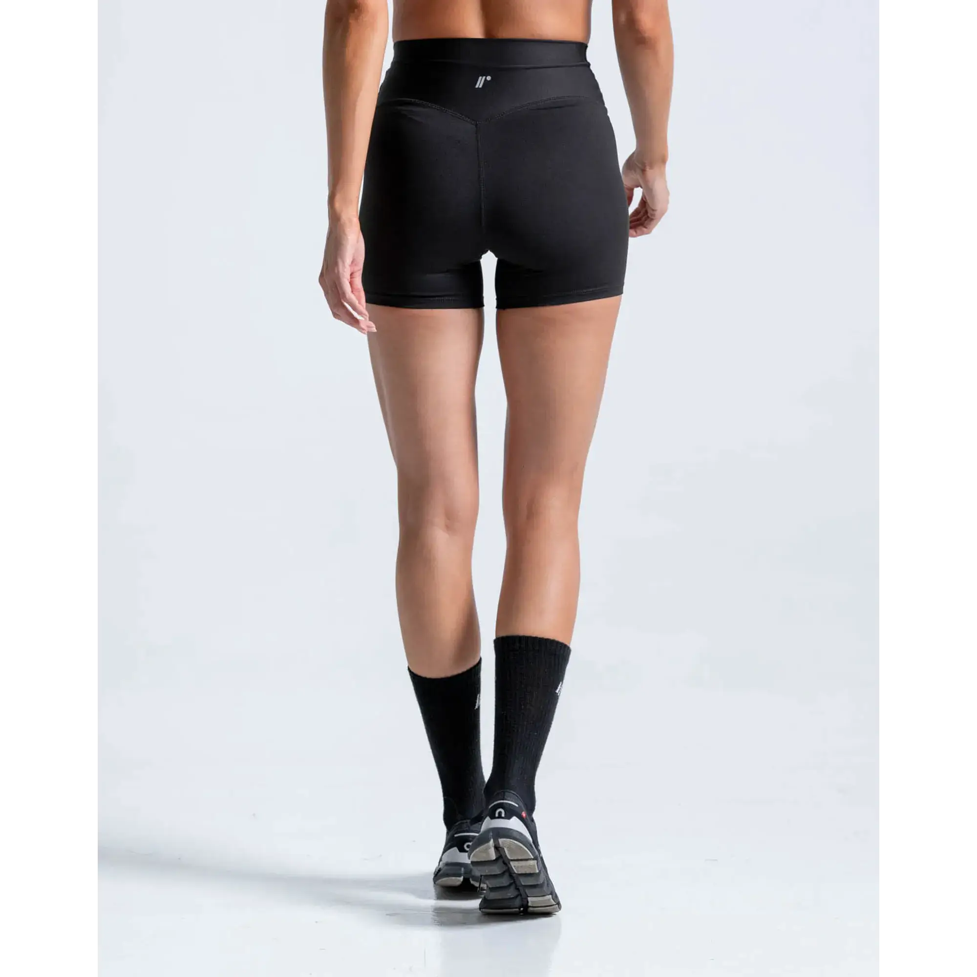 Short Corto Vital Negro Para Mujer - Image 6
